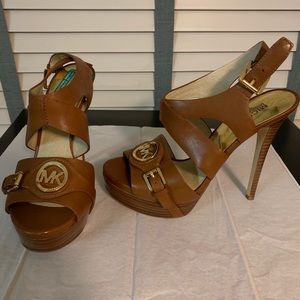 Michael Kors Tan Heels - Size 7